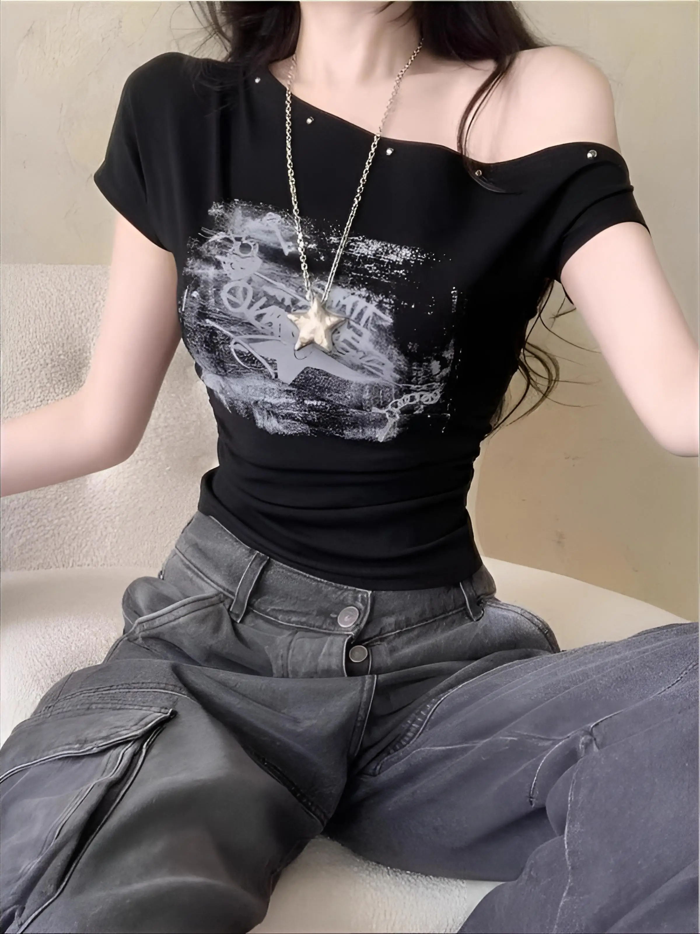

Off Shoulder T-Shirt Casual Womens Skinny Fitting Asymmetric Slim Trendy Pleat Streewear Bow Egirl Batwing Slant Stitch Backless