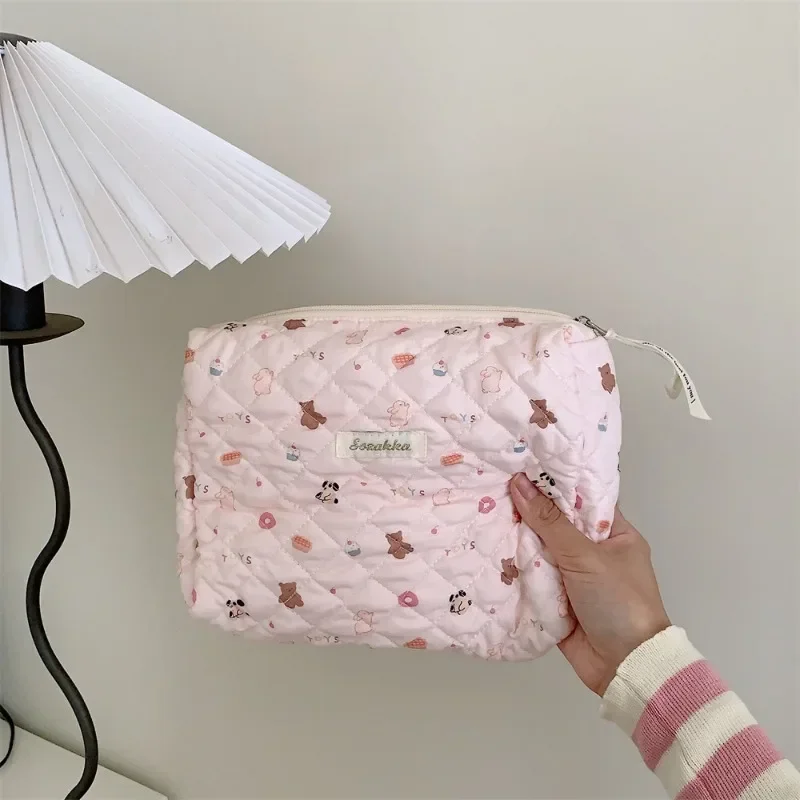 Pink Women's Cosmetic Storage Bag Ladies Portable Makeup Lipstick Key Pouch Handbag Rose Pattern Quilting Make Up Bags