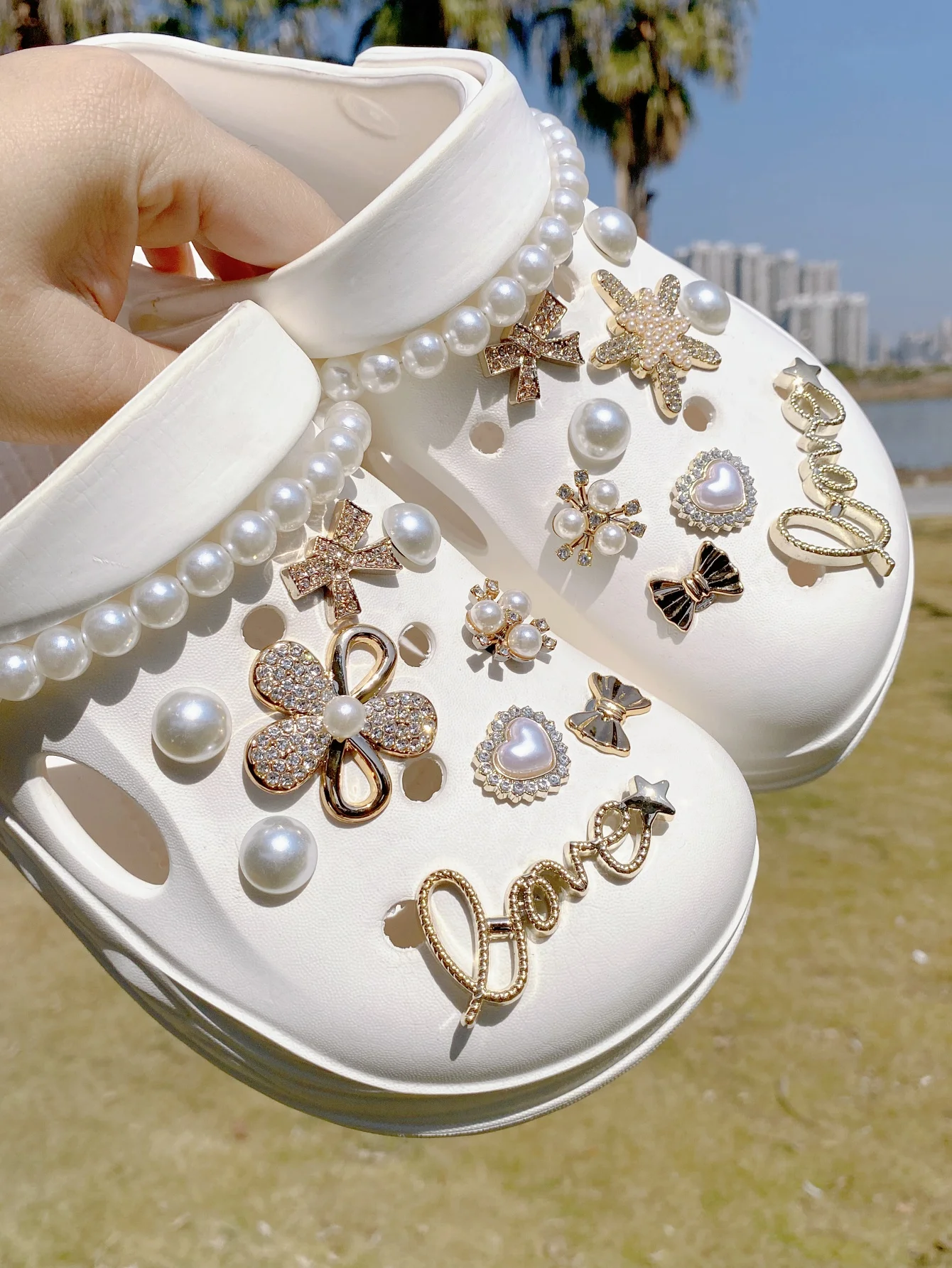 20pcs Sparkling Rhinestone Shoe Charms Mixed Designs. DIY Detachable ABS Buckles for Garden Clogs & Sandals. All-Season Decor. G