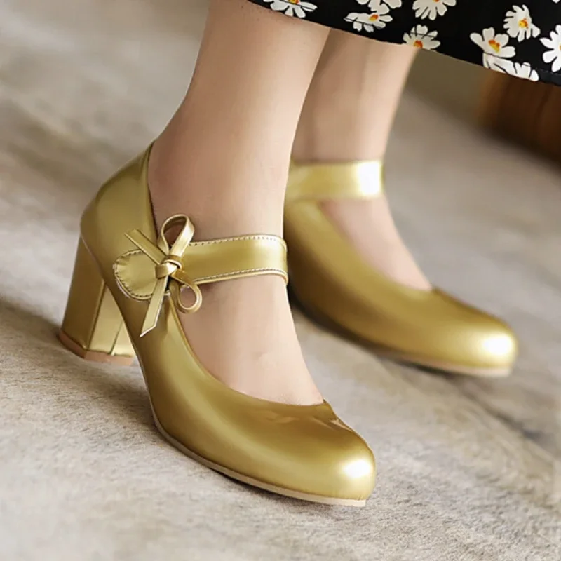 

Женские туфли Мэри Джейн на блочном каблуке, весна 2024, роскошные свадебные туфли на каблуке белого, золотого, розового, серебристого, черного цвета, женские большие размеры 45