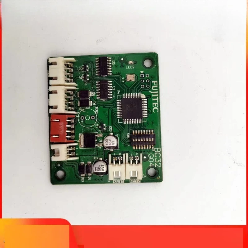 Las piezas son adecuadas para accesorios de ascensor, accesorios de ascensor Fujitec, pantalla de llamada, tablero paralelo BC32 BC32G04