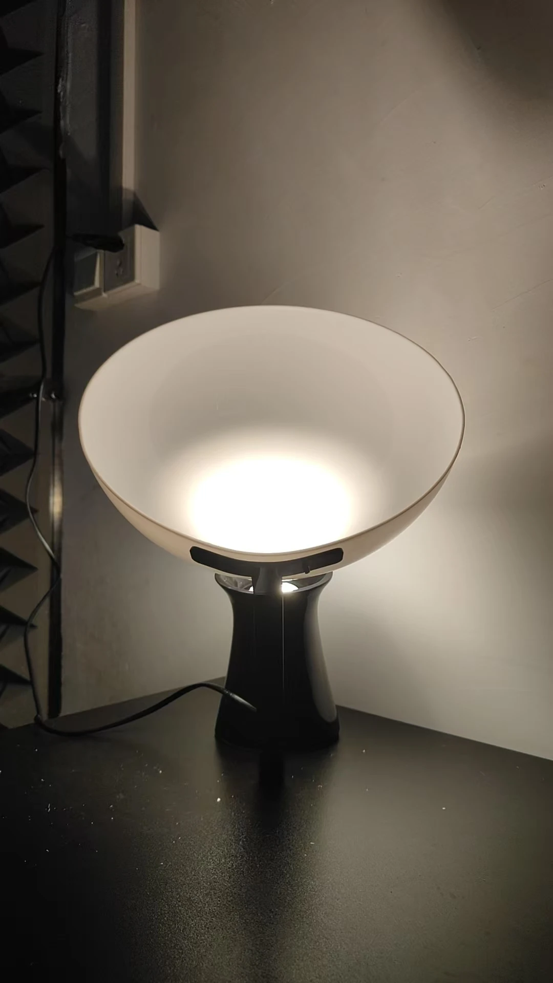 NEW Danish Designer Table Lamp for Living Room Bedroom Bedside Reading Lamp Creative Home Decoration Lighting Warm Light