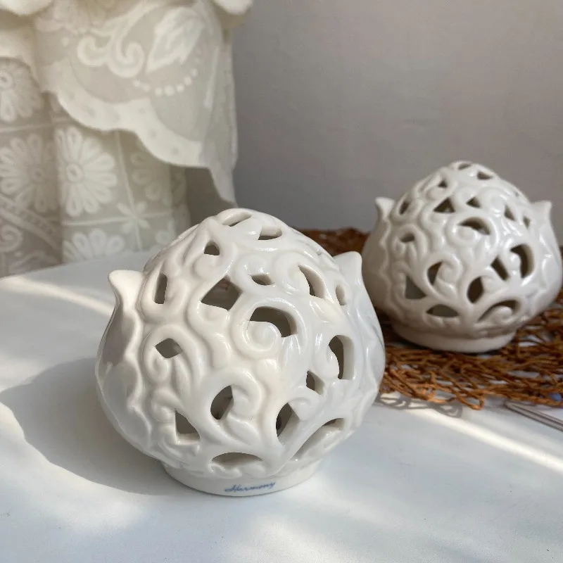 Creative hollow flower bud ceramic ornament,capable of emitting light and creating a festive atmosphere Nordic style home decor