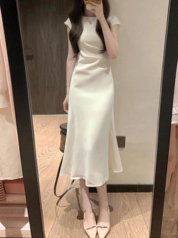 

Elegant Fish Tail Dress Women's Summer 2026 New Maturity Lady Fit Body Waist Cinch Fish Tail Skirt French Style Gathered Waist