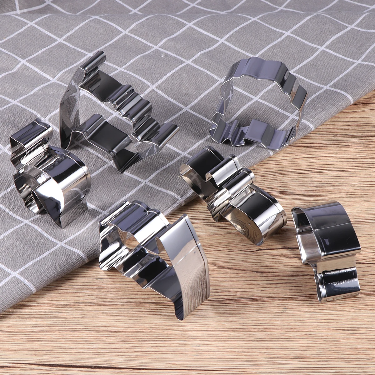 

6 Pcs Stainless Steel Cookie Cutters Graduation Gown Hat Shape Biscuit Cake Molds Non Stick Eco Friendly Baking Tools For Home