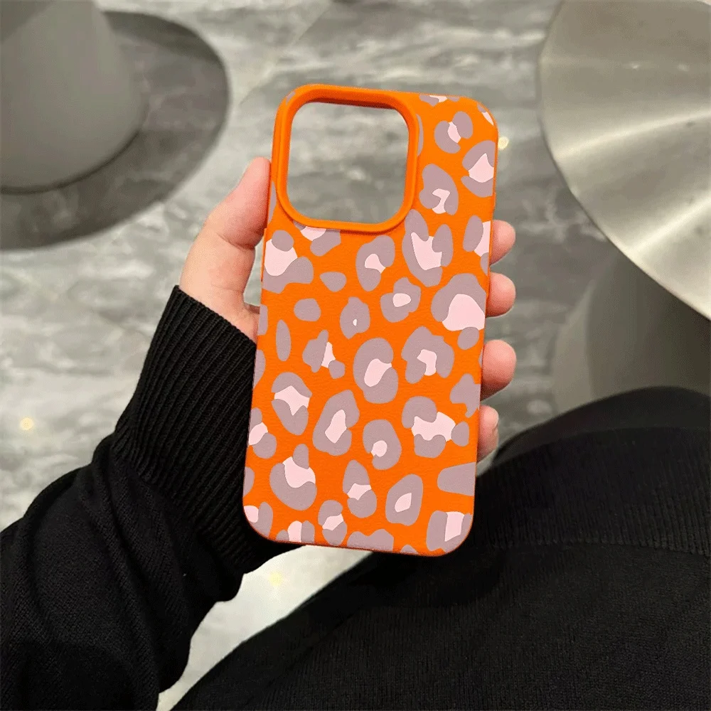 Pale Purple Leopard Print Phone Case For iPhone 17 16 15 14 13 12 Pro Max 16 15 14 Plus 17 16 15 Pro 17Air Silicone Matte Cover view 6