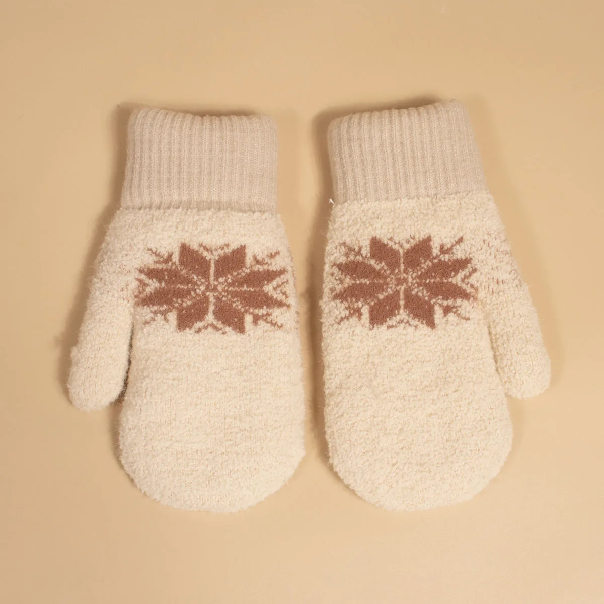Unisex Winter Gloves Fashionable Snowflake Print Fingerless Pure Color Hand Warmers for Ladies And Gentlemen