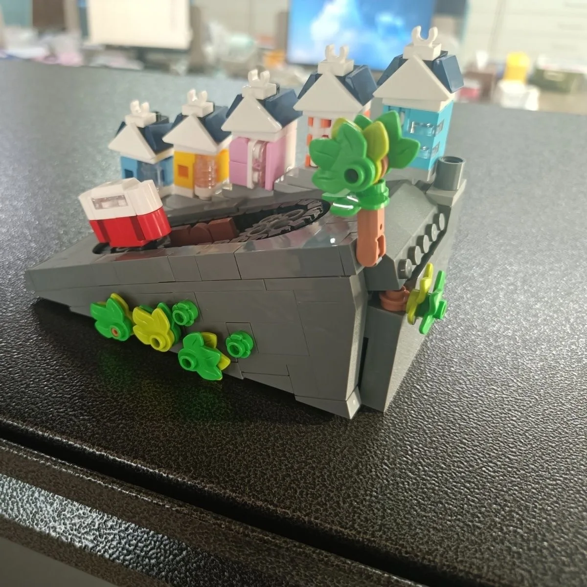 Moc 빌딩 블록 핸드 크랭크 이동식 미니 국가 철도 트랙 기차 장면 DIY 크리 에이 티브 컬렉션 벽돌 어린이 선물