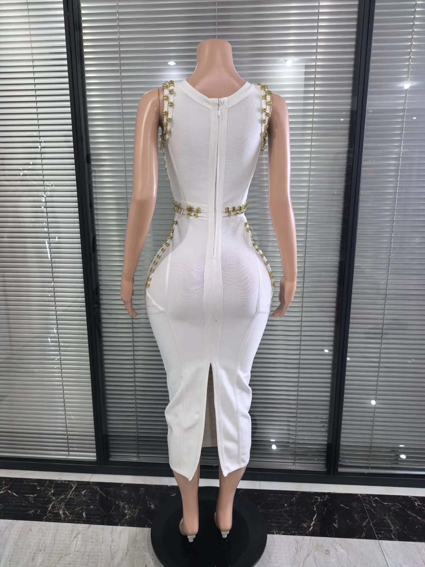 Hoge Kwaliteit Vrouwen Mouwloze Sexy O-hals Gouden Lovertjes Bodycon Mid-kalf Bandage Jurk Avondfeest Vieren Cocktail Wear