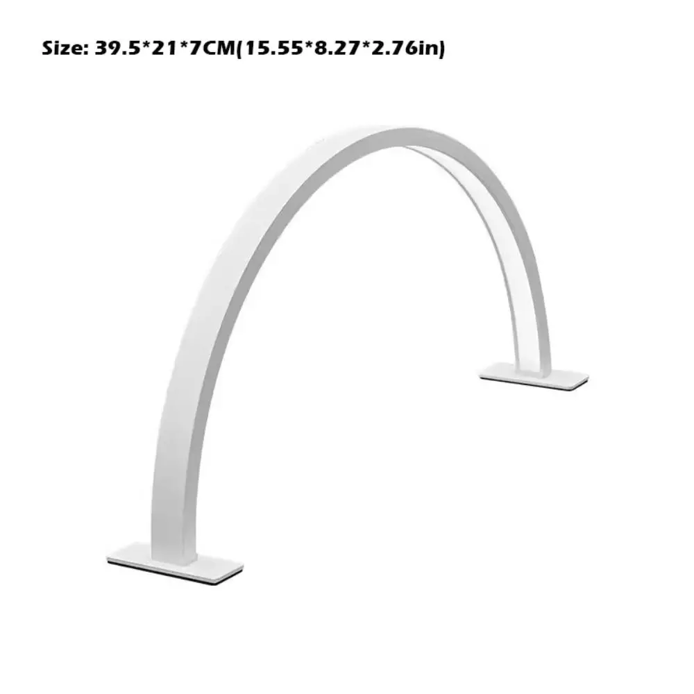 Nieuwe LED-spijkerlamp voor bureauschakelaar Controle Wit licht Halve maanlamp Ultra Bright Beauty Fill Light Desktop