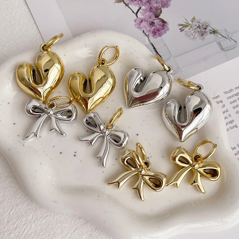 1pc Stylish And Simple Alloy Bow And Alloy Love Earrings, Suitable For Couples Daily Wear