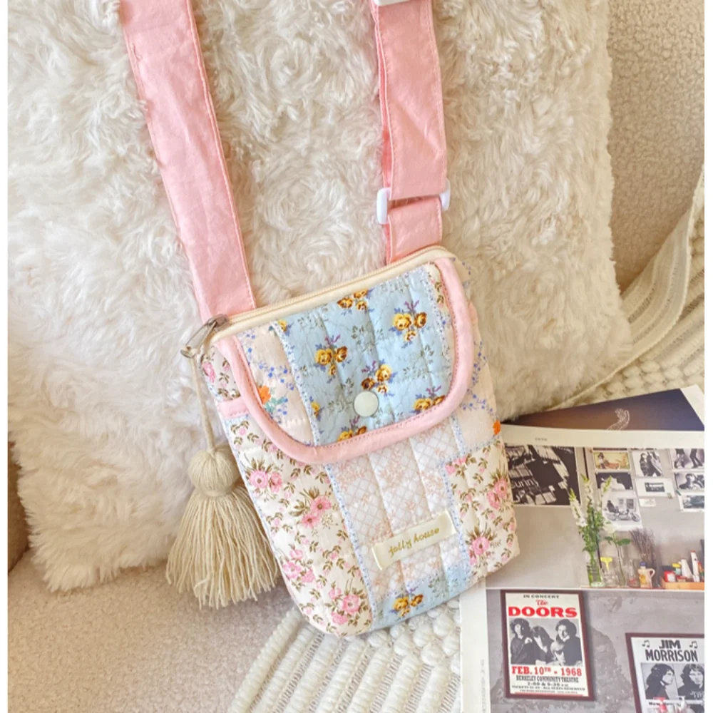 

Cotton Canvas Small Crossbody Bag New Patchwork Floral Mobile Phone Zero Wallet Zipper Messenger Bag