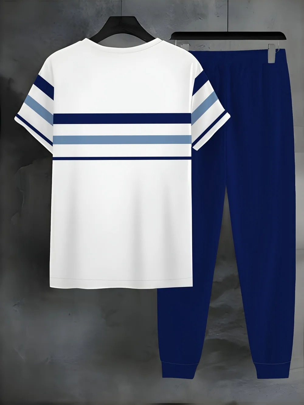 

New trendy men's striped print comfortable breathable round neck short sleeved T-shirt pants set outdoor casual clothing