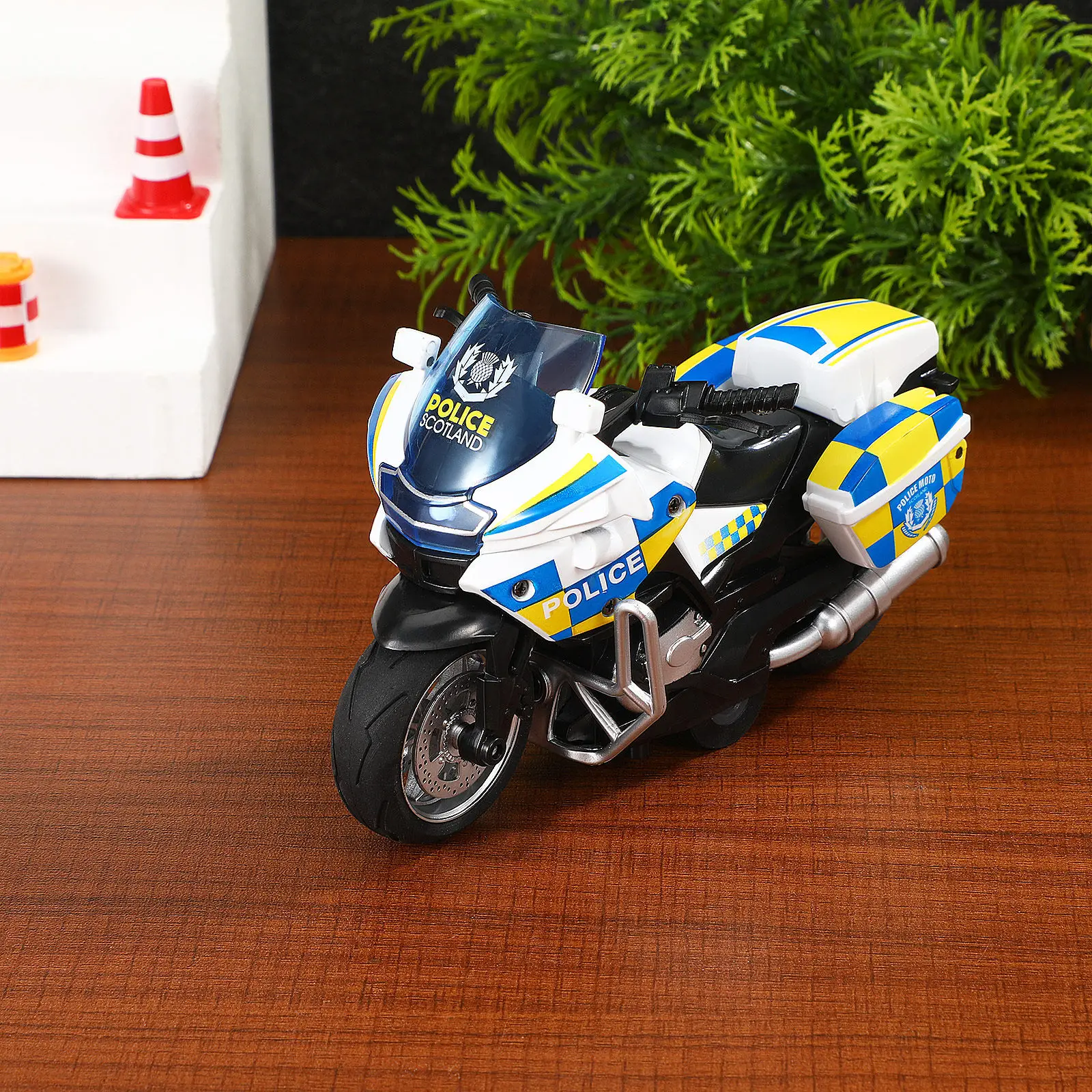 

1 шт. мини-мотоцикл из сплава с инерционным приводом, забавный подарок для мальчиков, сувенир на день рождения, игрушка на фрикционном приводе