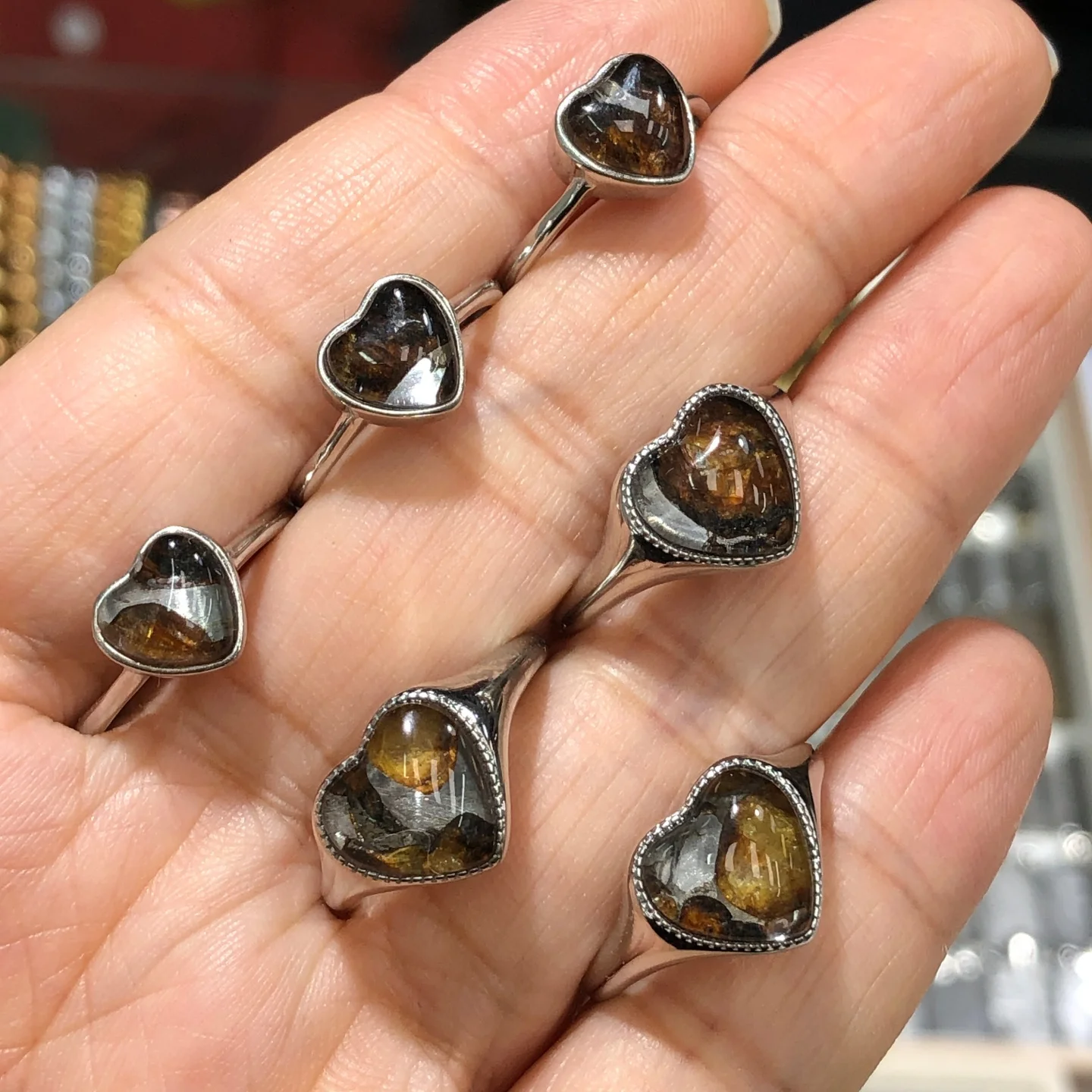 

1Pc Natural Olive Aerosiderite Meteorite Heart Ring 925 Sterling Silver Reiki Healing Stone Gift For Women