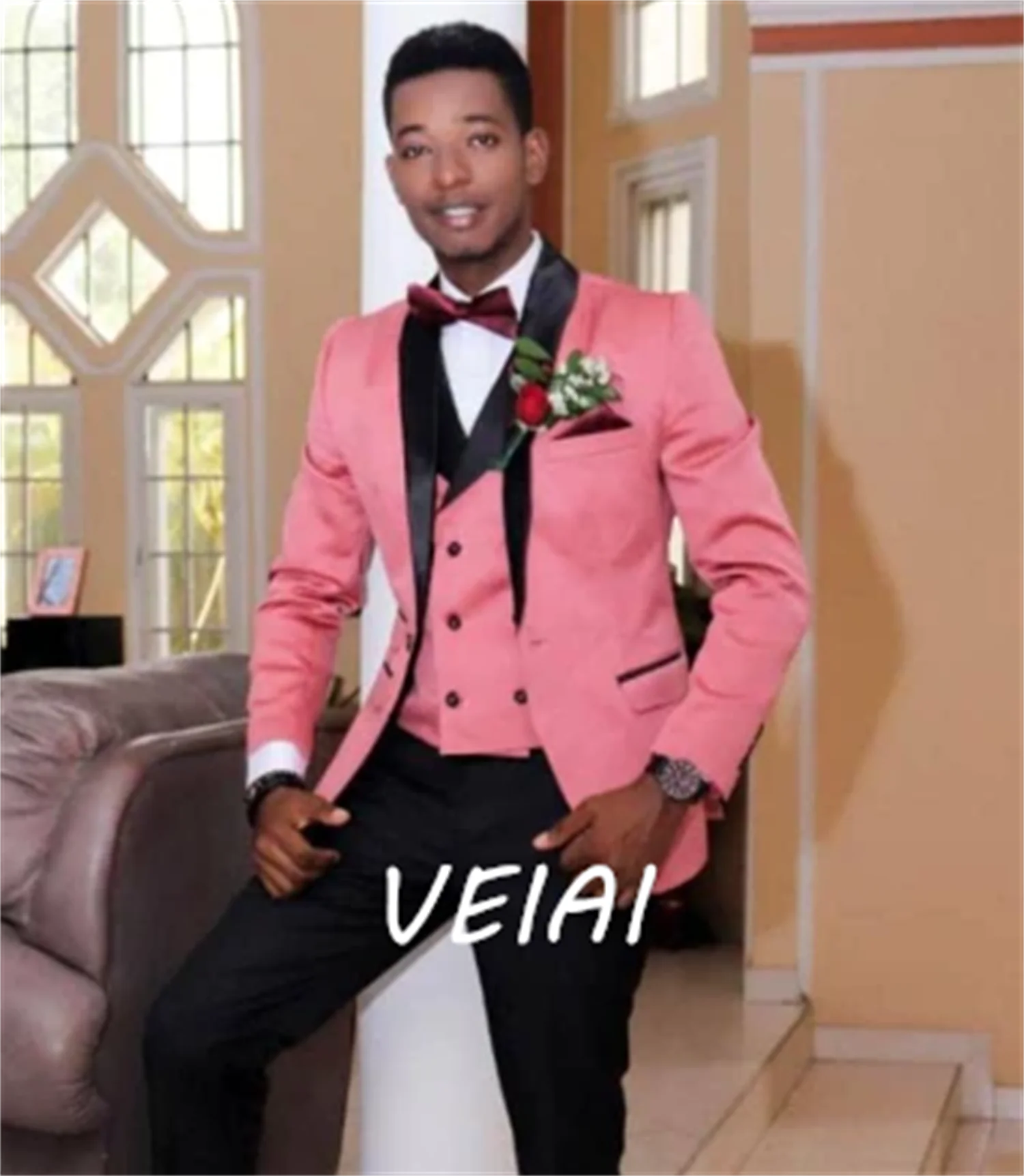 

Индивидуальный новый мужской костюм из трех предметов, повседневный приталенный розовый жилет с лацканами, лучший мужской смокинг для свадебных костюмов (пиджак + жилет + сковорода