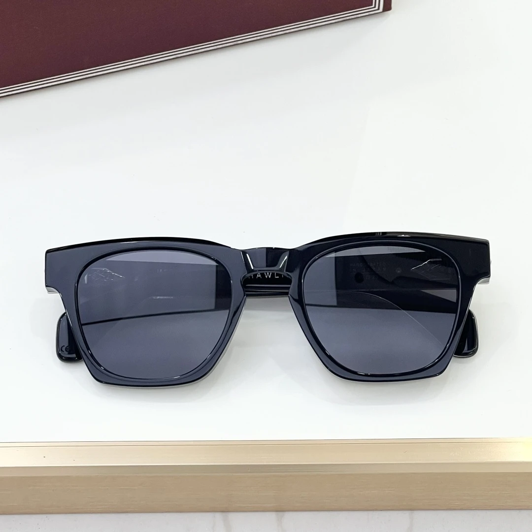 Thumbnail 2 - #6 Business Sunglasses Comparison Guide