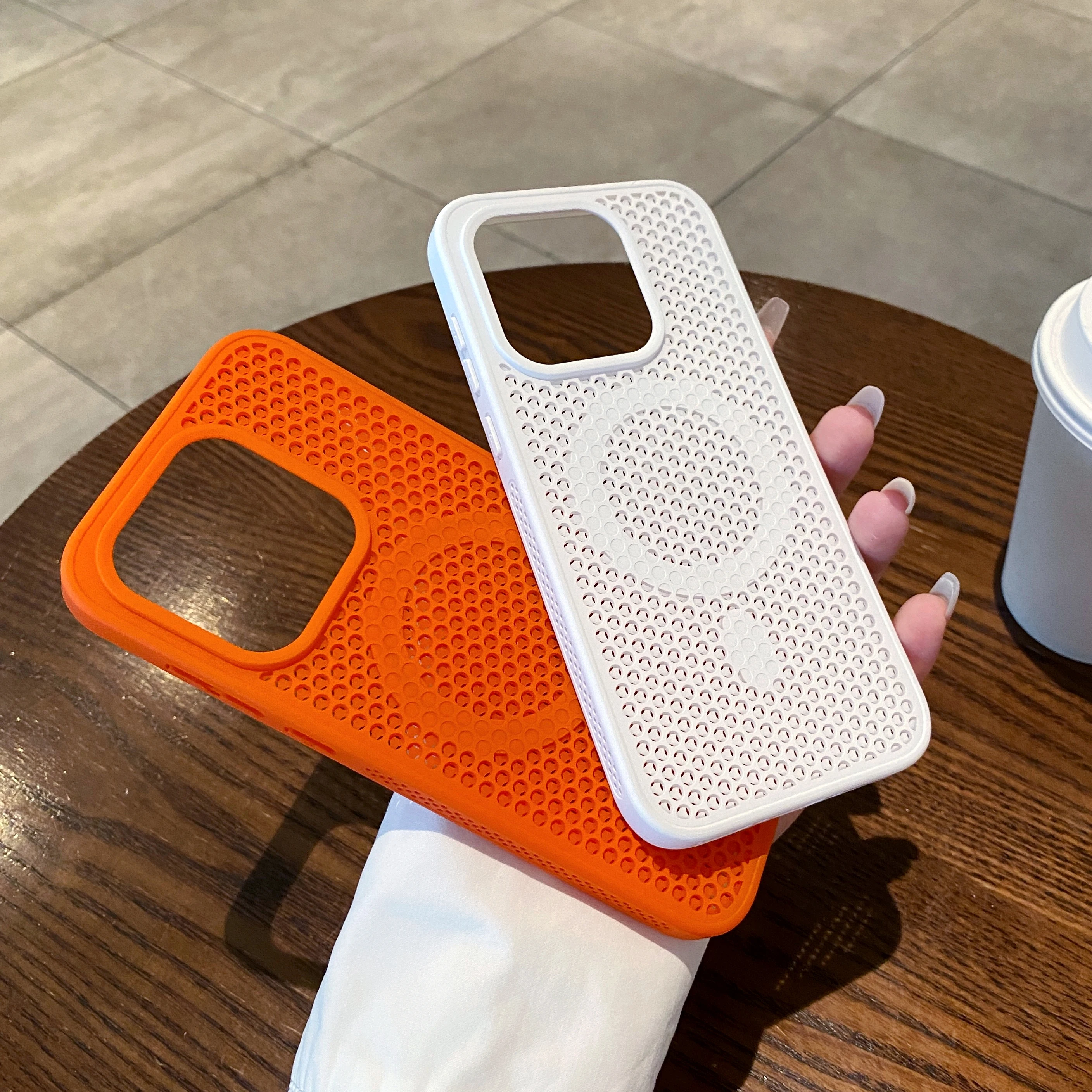 Honeycomb Grid Mesh Cooling Silicone Magsafe Case Cover Oneplus 15 Heat Dissipation Shell Oneplus 15R Phone Coque Oneplus 13 15