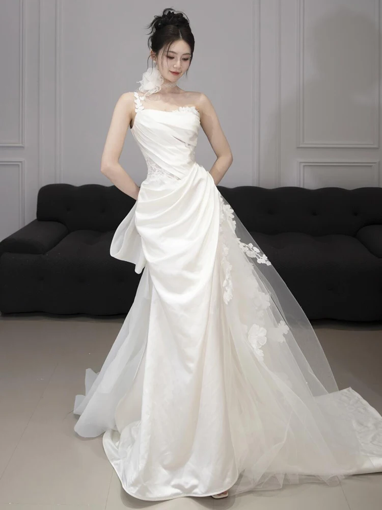 

Ele Lace Bridal Gown Satin Surface Strapl Wedding Dr Floral Embellied Slimming Long Skirt for Hotel Indoor Use