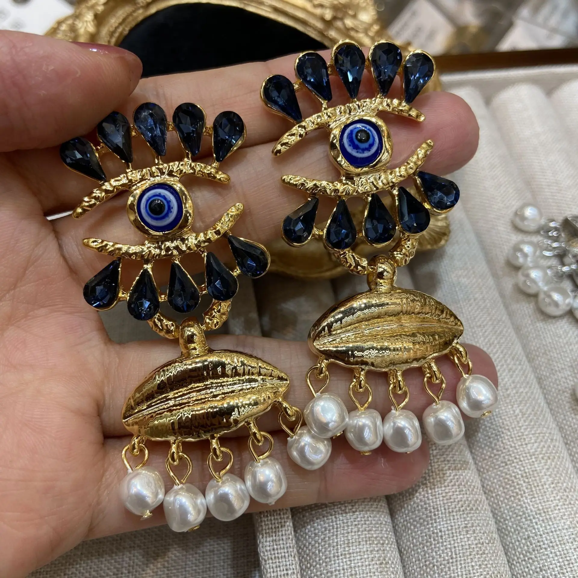 

vintage large long earrings gold silver color exaggerated eye lip pendant earrings for women gift