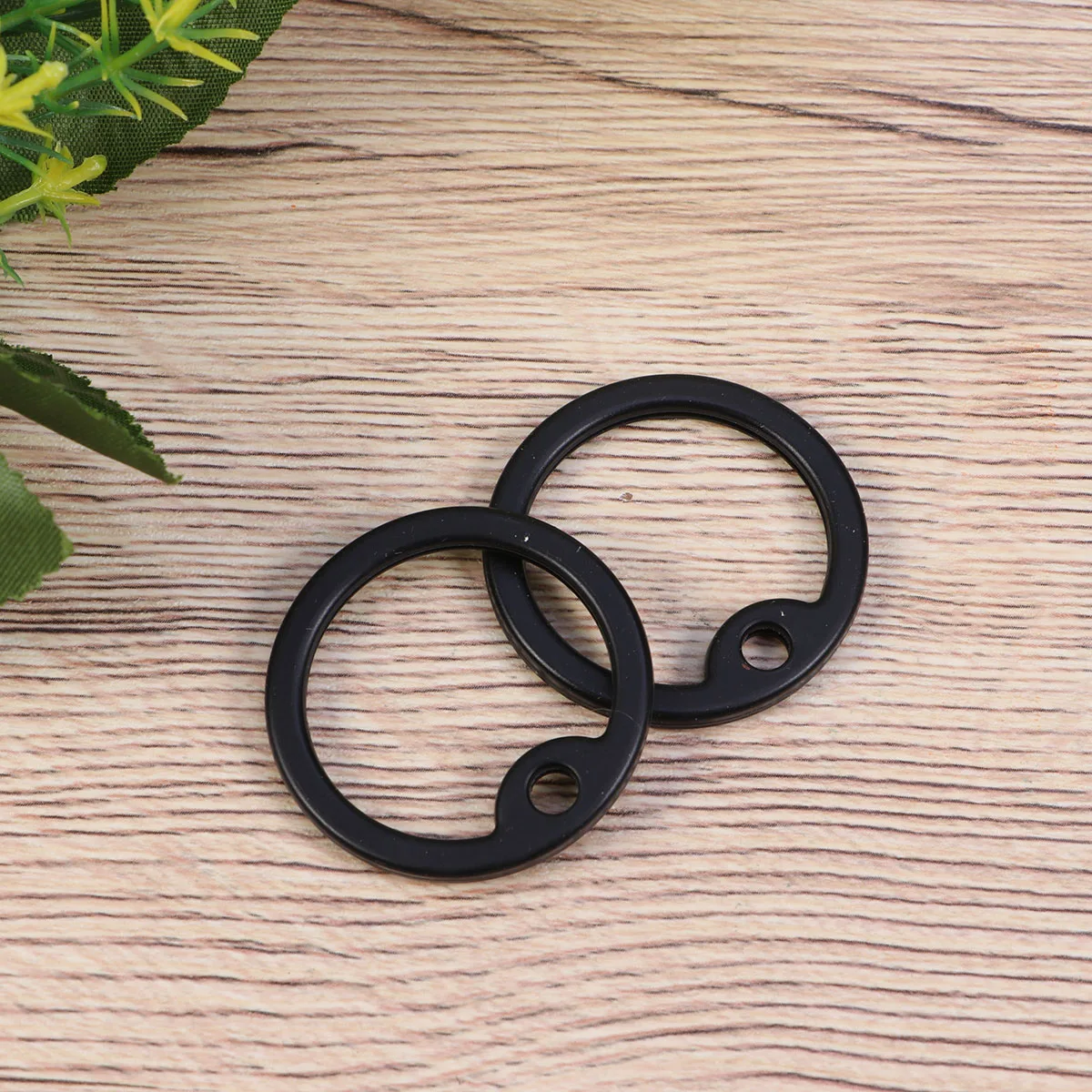 

Dog Tag Silencers Stretchable Silicone Military ID Tags Noise Reducer Durable Material Practical Dog Collar Accessories Pet