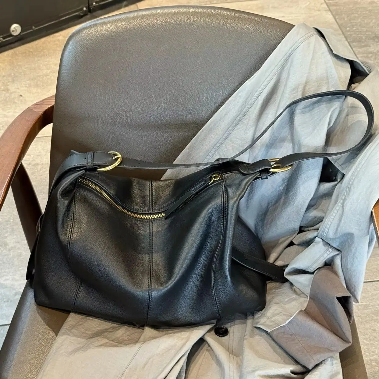 

Genuine Grade Leather Women's Shoulder Crossbody Bag Luxury Designer Brand Cowhide Female Large Tote for Woman High Quality New