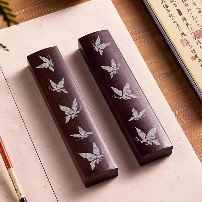Chinese Style Vintage Paperweight Desk Accessory with Floral Engraving, Classic Calligraphy Art Gift for Home Office Decor