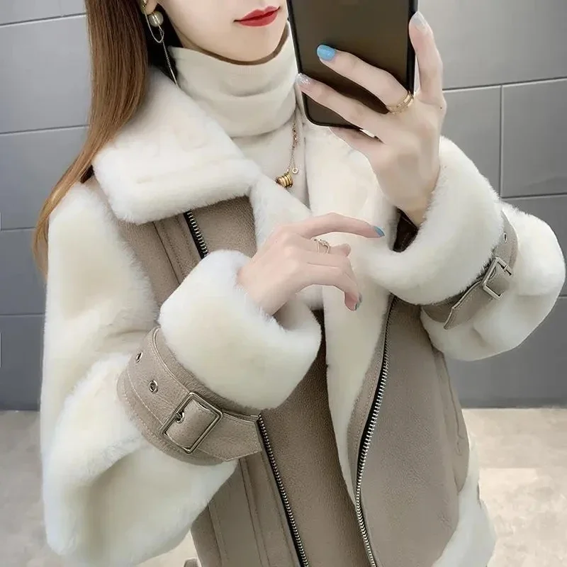 Oversized 5XL Lamb Leather Spliced Jacket Women\'s Autumn/Winter New Short Warm Coat Female Motorcycle Zipper Outwear Tops F765