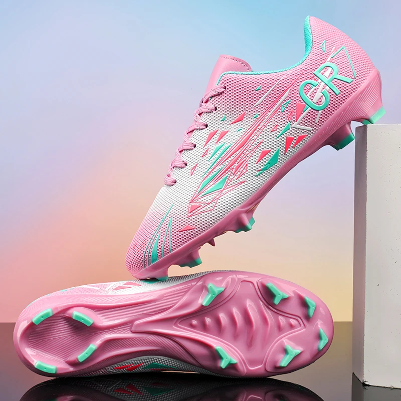 أحذية كرة القدم للرجال 2025 أحذية رياضية جديدة مضادة للانزلاق مقاومة للاهتراء منخفضة القطع كاجوال FG للبالغين أحذية رياضية سريعة لكرة القدم للمراهقين