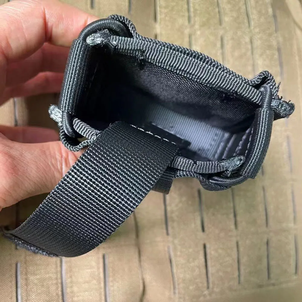 Portable Molle System Nylon Handcuffs Open Top Universal Handcuff Frame Wear-Resistant Handcuff Leather Sleeve Waist Bag