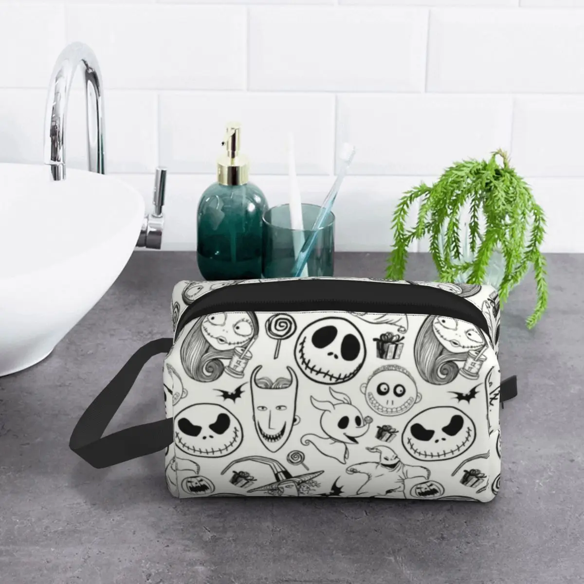 Custom The Nightmare Before Christmas Pattern Toiletry Bag Jack Skellington Cosmetic Makeup Organizer Storage Dopp Kit Box