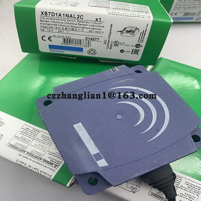 

brand new Proximity switch XSD-A400519 XSDA400519 XSD-A500519 XSD-H407339 One year warranty