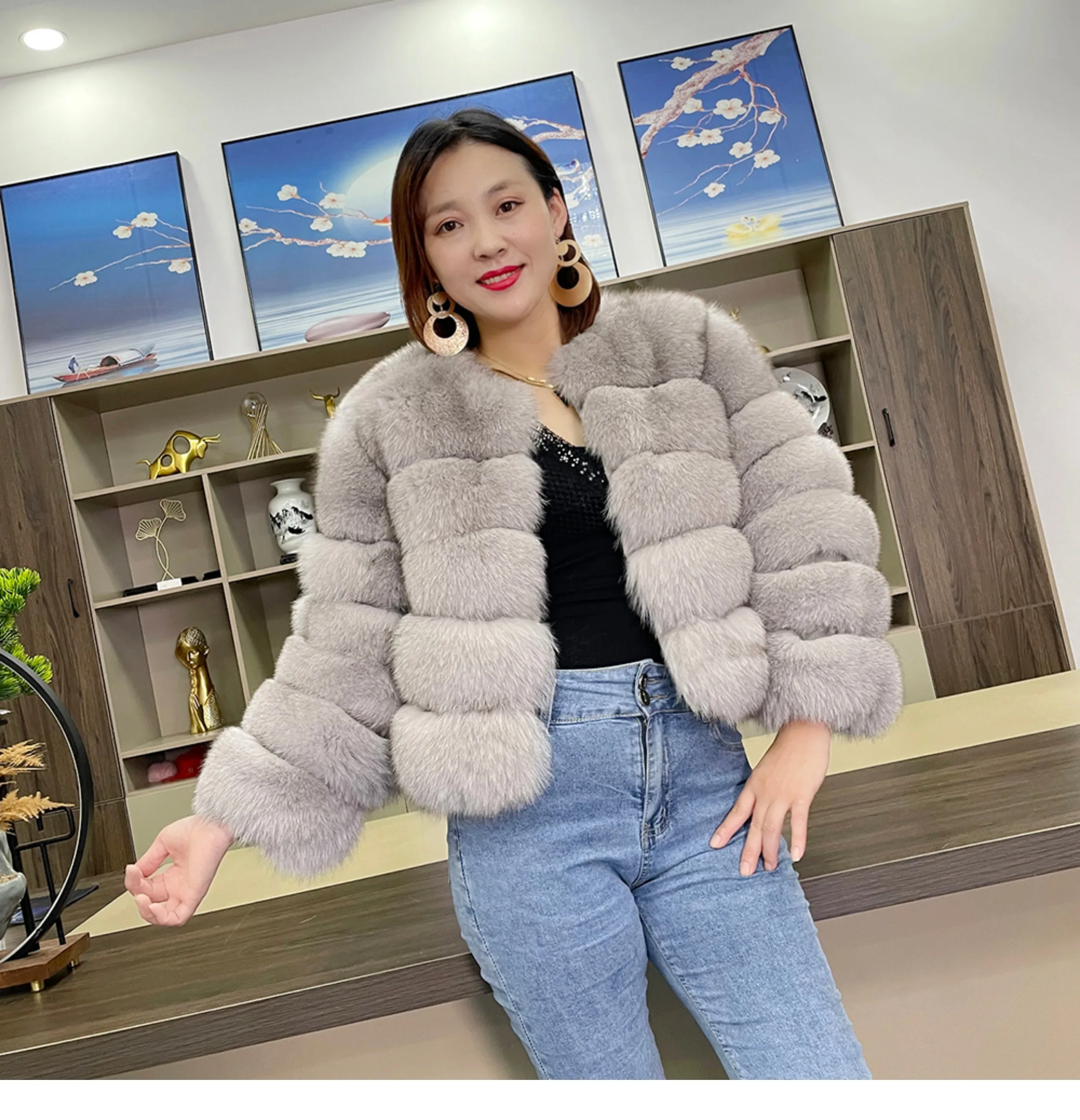 

Autumn Winter Hot Sales New Imported Whole Skin Fox Fur Coat Women's Short Korean Fit Fashion Thickened Warm Coat