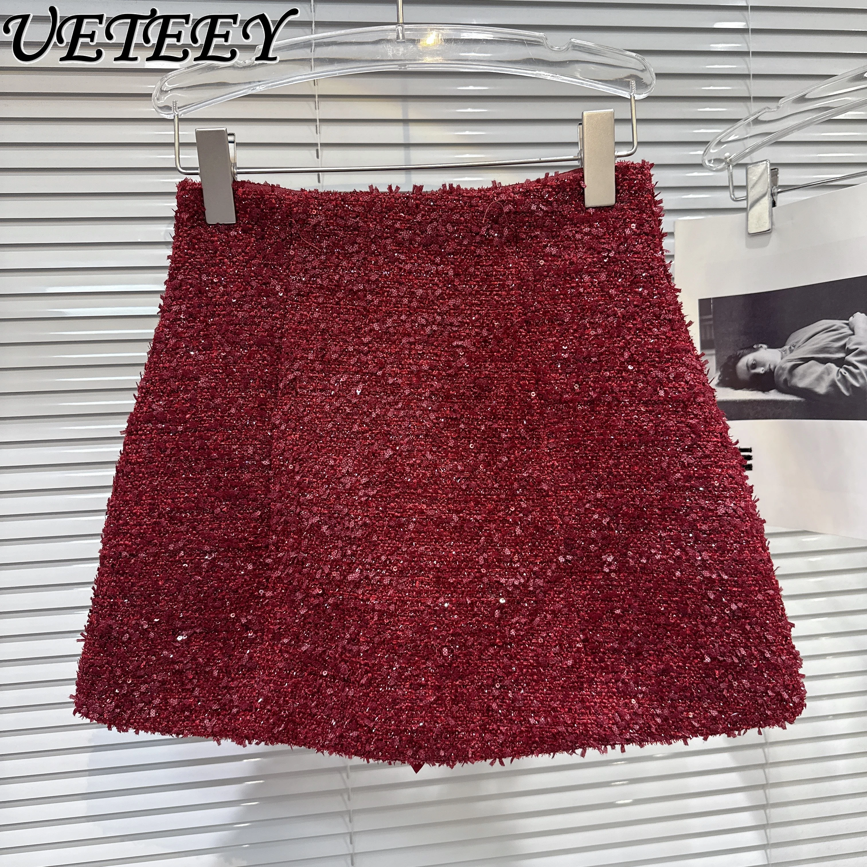 

2025 Autumn New Shiny Woolen Versatile A-Line Hip Short Skirt Women High Waist Slim Fit Bodycon Black Mini Skirt for Ladies