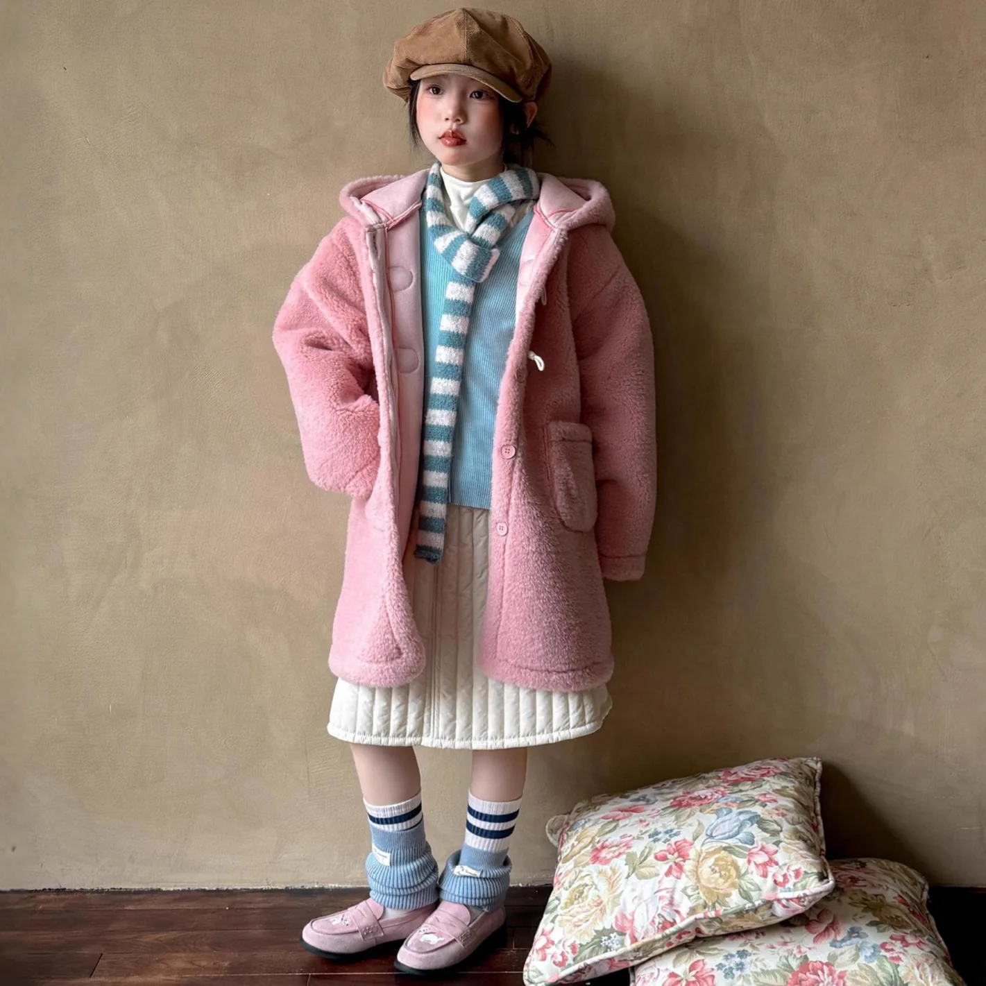 

Children Girls Winter Overcoat Hooded Warm Thick Mid-length Pink Woolen Jackets For Girl Integrated Fleece Horn Button Kid Parka