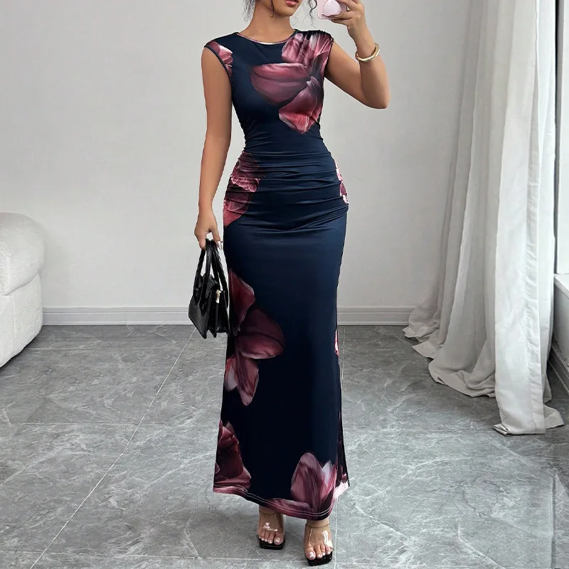 Robe Maxi moulante et Sexy pour femmes, mode d'été, sans manches, col rond, Slim, longue robe de soirée élégante, 2025