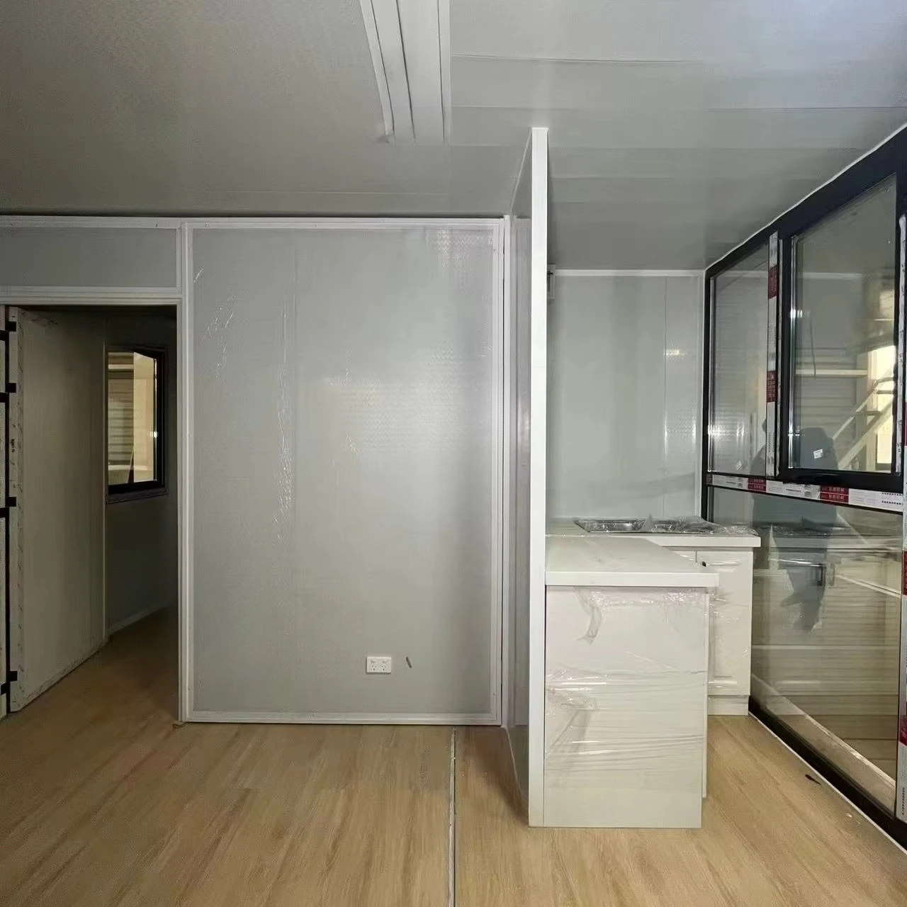 Factory Export Camping Brown Wall Panels Tiny House Container Integrated Apartment Double Wing Folding Room For Australia