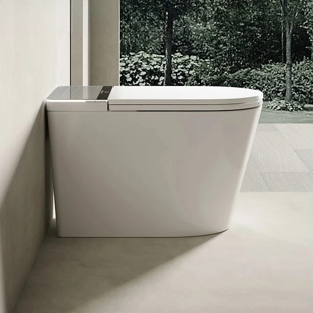 

Несколько чистящих безрезервуарных P-ловушек Электрический унитаз Автоматический смыв Керамический интеллектуальный умный унитаз с биде