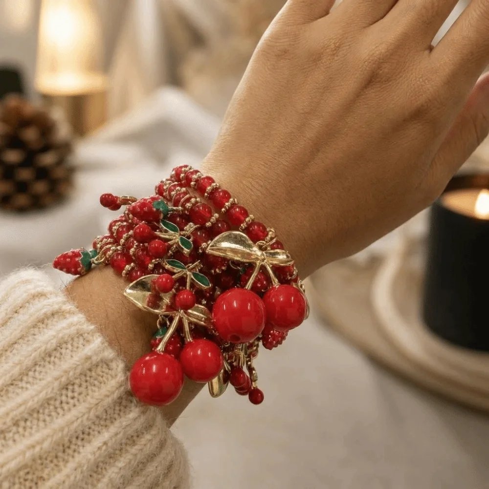 Cute Beaded Stackable Bracelet Set Fruit Strawberry Red Cherry Hand Chain Lightweight Heart Hand Jewelry Girl
