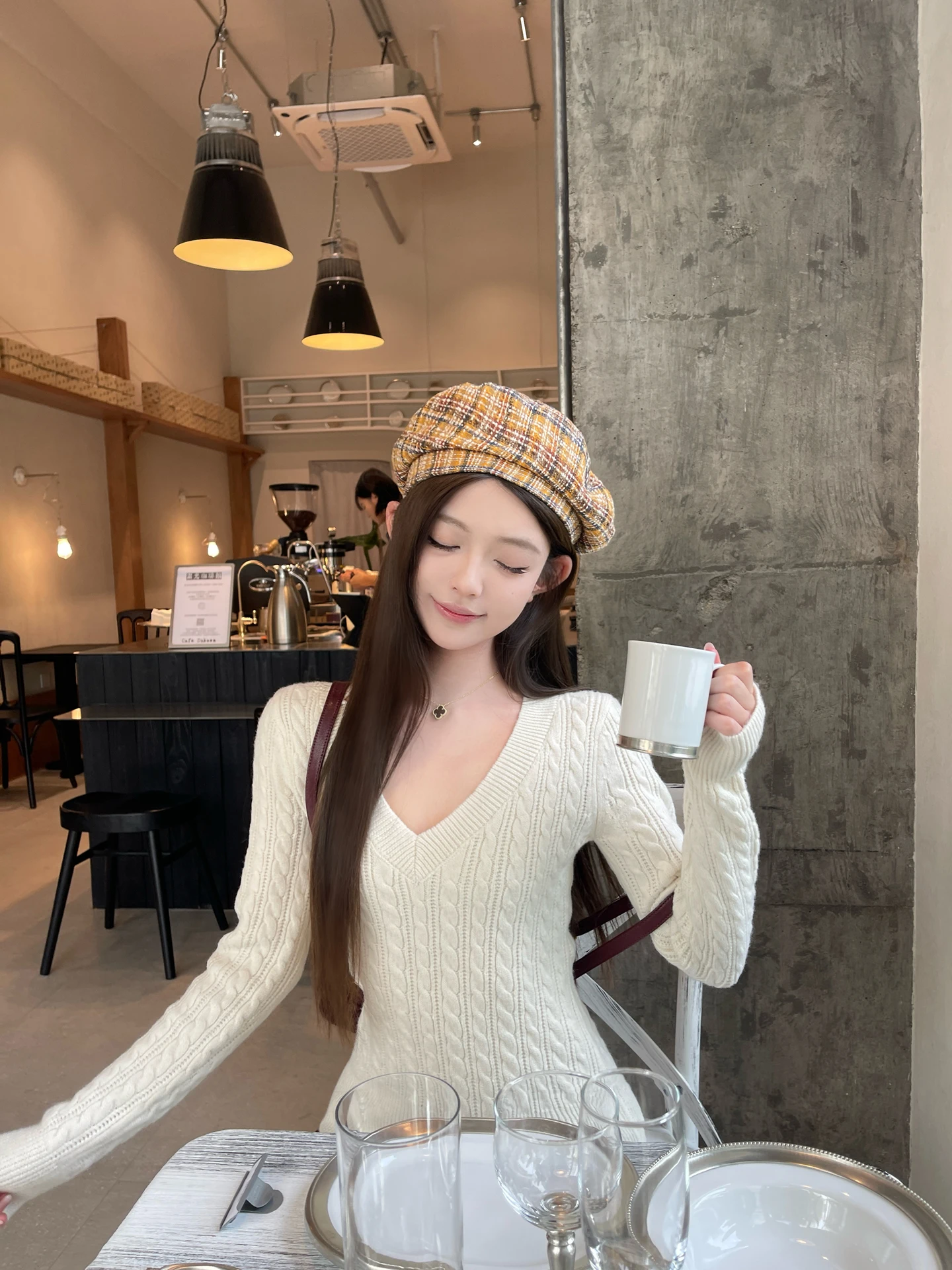 

Женский белый вязаный свитер Riseaauu, зимняя верхняя одежда, с узором «косы», из полиэфирного волокна, с V-образным вырезом, длинными рукавами, повседневный стиль