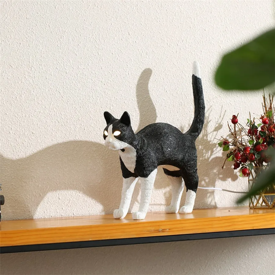 Imagem -03 - Nordic Cat Resina Animal Table Lamp Lâmpada de Cabeceira do Quarto Lâmpada de Mesa para Escritório Luminárias Led Art Room Decor Luz Estética