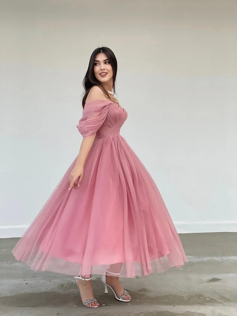 Elegante fora do ombro a linha vestidos de noite tule querida chá-comprimento vestido de festa com pregas cruzadas vestidos de convidados de casamento