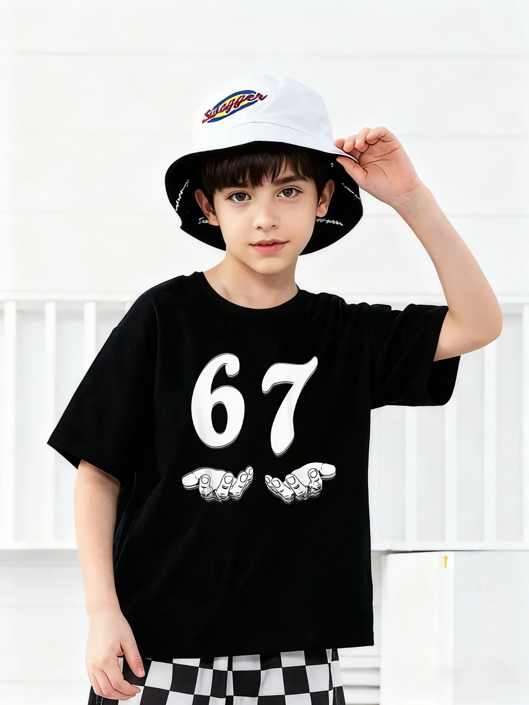 

Trendy Children's Fun Cartoon Number 67 Printed Black Short-Sleeved T-Shirt Boy Comfortable Top Children's Fun Style New Product