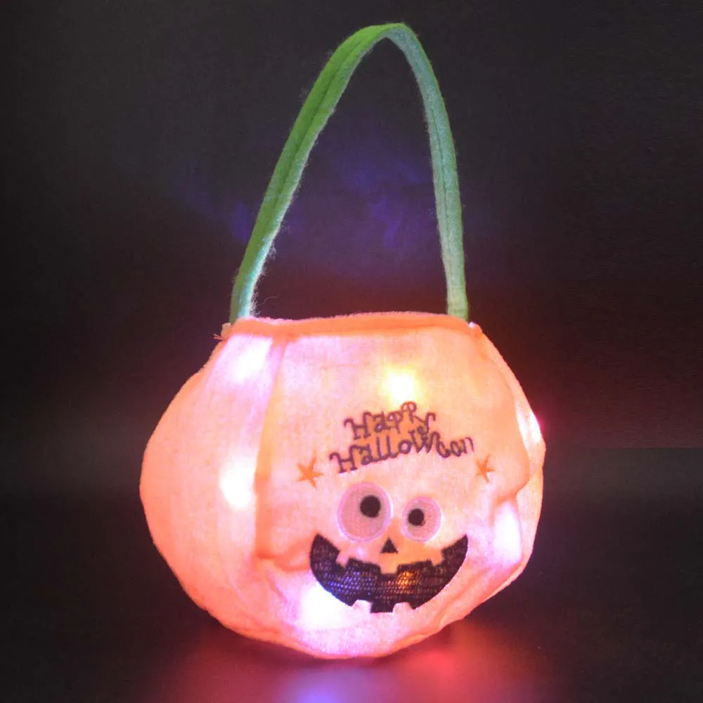 1 stücke Junge Mädchen Kinder leuchten LED leuchten Party Taschen Süßes oder Saures Fledermaus Vampir Hexe Kürbis Süßigkeiten Goody Bucket Halloween Festival – Detail 12