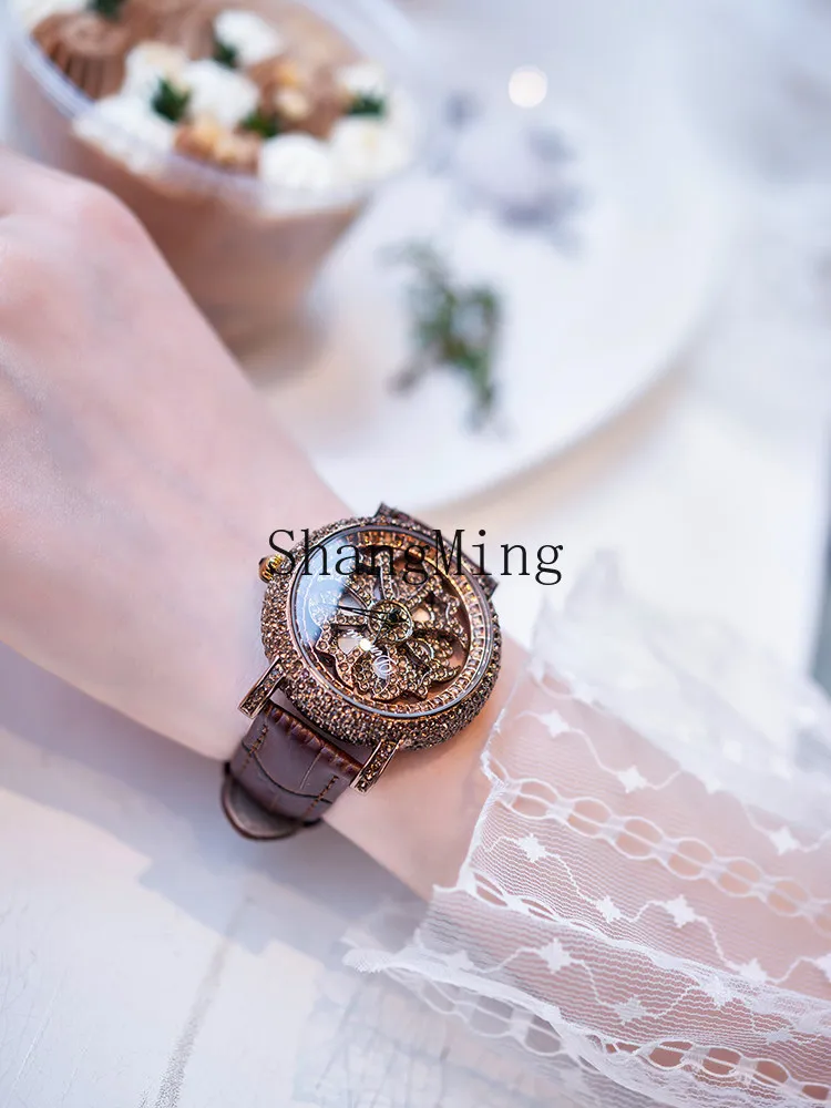 CL times come and go, watch female domineering brand personality handsome fashion trend large dial heavy industry watch