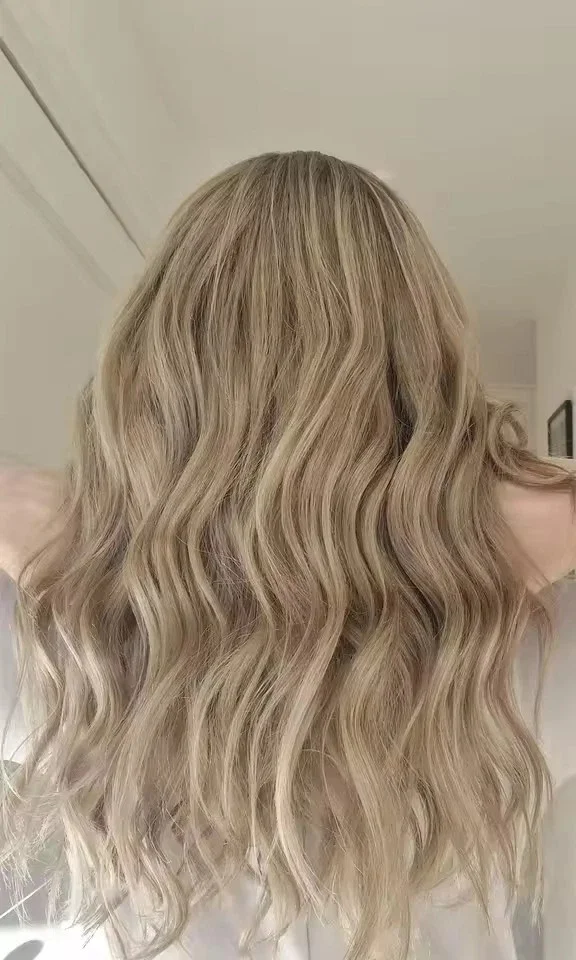 شعر مستعار دانتيل أشقر فاتح مع جذور داكنة شعر مستعار ناعم للحفلات شعر مستعار طويل مموج عميق من الدانتيل شعر مستعار أمامي اصطناعي عالي الدقة 24 بوصة شعر مستعار بدون صمغ #2