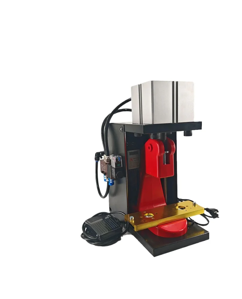 Pneumatic machine Homemade badge machine Automatic badge Metal pedal machine