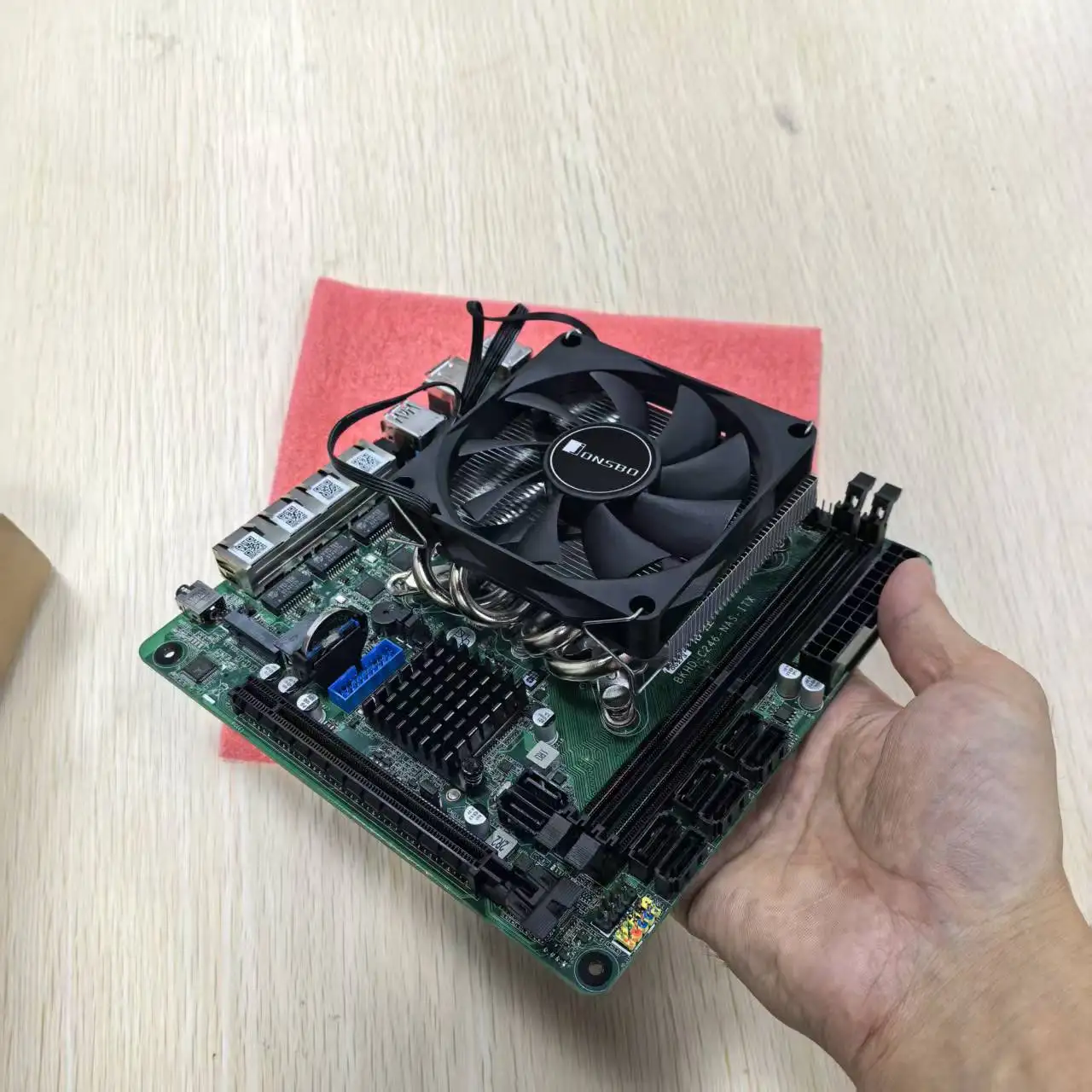 E-2124/2124G+C246 ITX NAS Motherboard 8 SATA 3.0 4 LAN I226 2.5G 2*M.2 NVME 2*DDR4 PCIE 16X NAS Board LGA1151 With Radiator