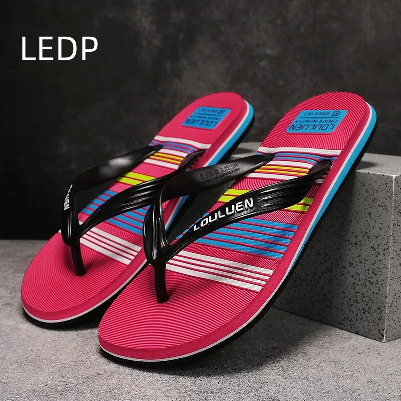 Sandal Pria Sandal Musim Panas Sandal Baru Di Pantai Kasual Mode Sandal Datar untuk Pria Rumah Penjual Terbaik Dalam 2023 Produk Ringan