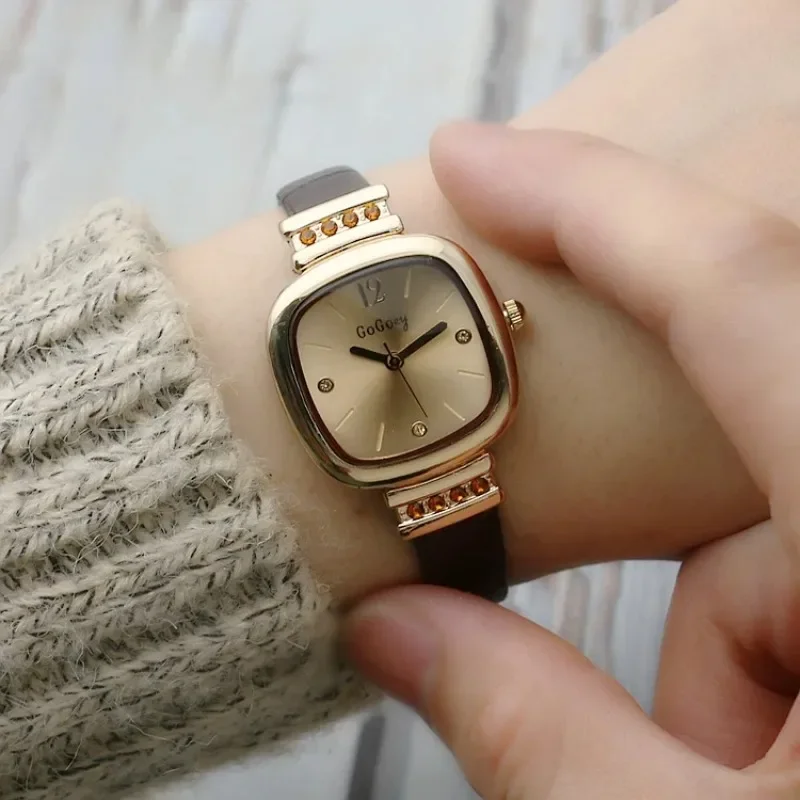 Часы наручные женские с квадратным циферблатом, модные брендовые Роскошные Кварцевые, с кожаным ремешком, с бриллиантами, в винтажном стиле, подарок